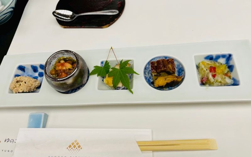 ホテル湯の杜美春閣の夕食会席料理